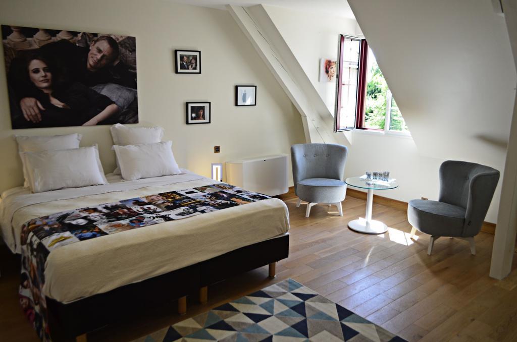 Le Clos Leonard Amboise Bagian luar foto